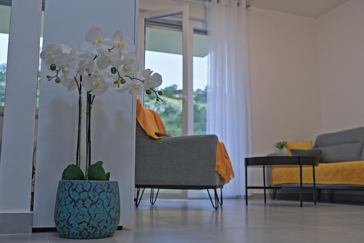 Bonaca Apartment เซนญ์ ภายนอก รูปภาพ