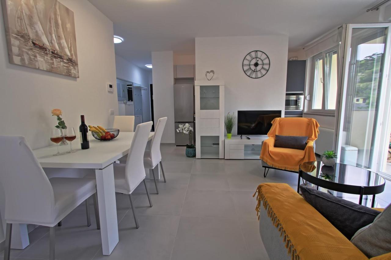 Bonaca Apartment เซนญ์ ภายนอก รูปภาพ